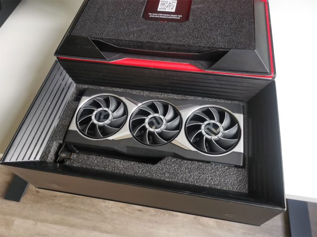 AMD Radeon RX 6800 XT Midnight Black Edition Graphics Card Review