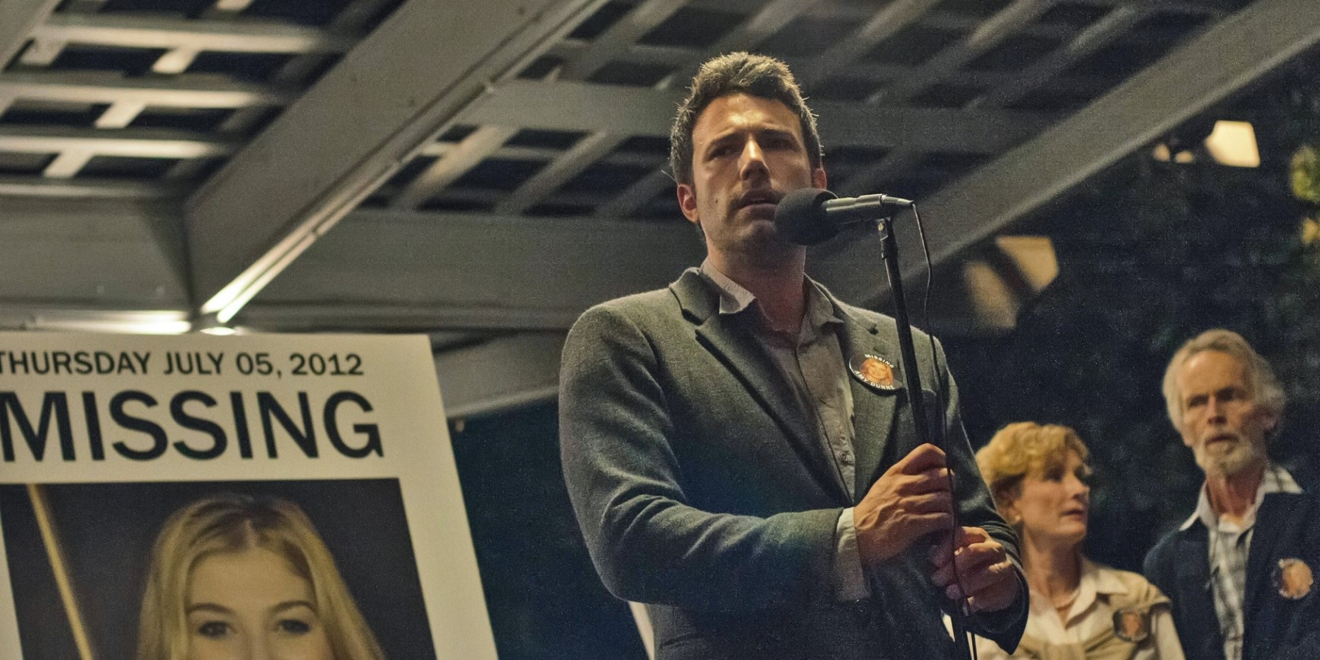 gone girl movie review new york times