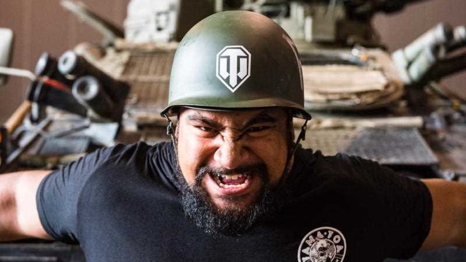 Australia’s strongest man wins 8tonne tank pull world record Impulse