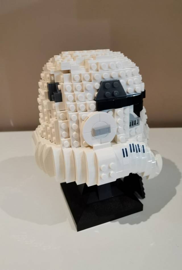 lego stormtrooper helmet size