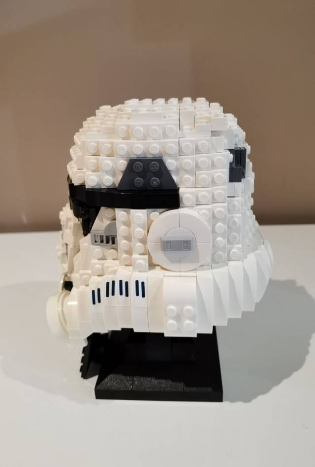 lego stormtrooper helmet size